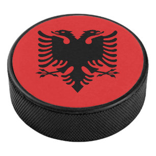 Flagge Albaniens Eishockey Puck