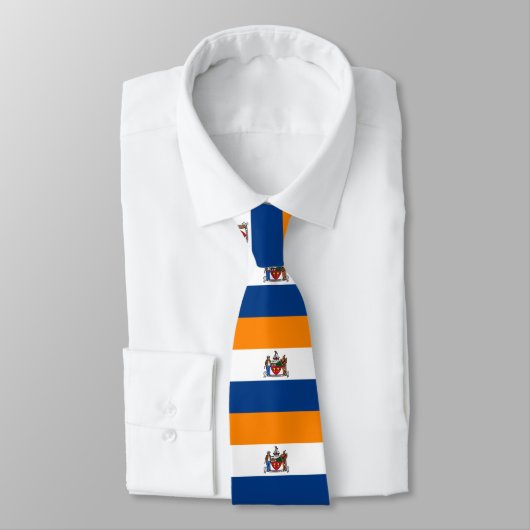 Flagge Albaniens, New York Krawatte (Gebunden)