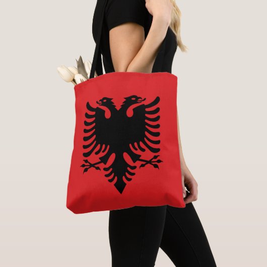 Flagge Albaniens Tasche (Von Nahem)