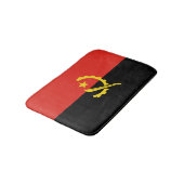 Flagge Angolas Badematte (Schrägansicht)