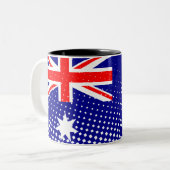 Flagge Australiens mit Halftone-Effekt Zweifarbige Tasse (Vorderseite Links)
