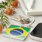 Flagge Brasiliens mit Halftone-Effekt Schlüsselanhänger (Vorderseite rechts)