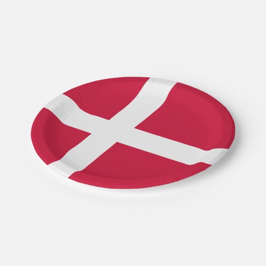 Flagge Dänemarks Teller auf Papier (Schrägansicht)