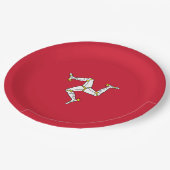 Flagge der Insel Man Pappteller (Schrägansicht)