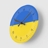 Flagge der Ukraine Runde Wanduhr (Winkel)