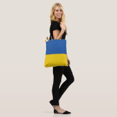 Flagge der Ukraine Tasche (Am Model)