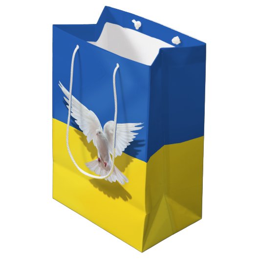 Flagge der Ukraine - Taube des Friedens - Freiheit Mittlere Geschenktüte (Vorderseite Schrägansicht)