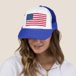 Flagge der USA - USA - Patriotik - Truckerkappe<br><div class="desc">USA - USA - Flag - Patriotic - Unabhängigkeitstag - 4. Juli - Anpassbar - Wählen / Fügen Sie Ihren einzigartigen Text / Farbe / Bild - Make Your Special Gift - Neu formatieren und verschieben oder entfernen und hinzufügen / Bild mit Anpassungstool. Sie können Designs auch auf mehr als...</div>