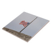 Flagge der Vereinigten Staaten bei Half-Mast (USA) Fliese (Seite)