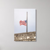 Flagge der Vereinigten Staaten bei Half-Mast (USA) Leinwanddruck (Vorderseite)