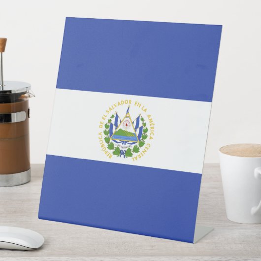 Flagge El Salvadors Sockelschild (In Situ)