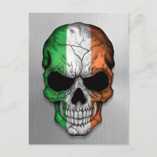Flagge Irlands auf einem Stahlschädel Postkarte