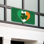 Flagge Irlands Herz mit Kleeblatt St. Patrick Banner (Äußeres Gebäude)