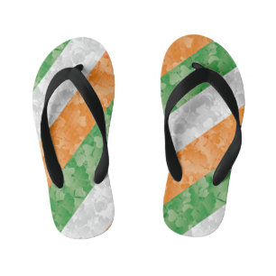 Flagge Irlands mit Kleeblättern Kinderbadesandalen