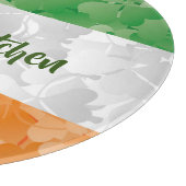 Flagge Irlands mit Kleeblättern Schneidebrett (Ecke)
