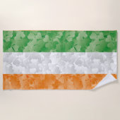 Flagge Irlands mit Kleeblättern Strandtuch (Vorderseite)