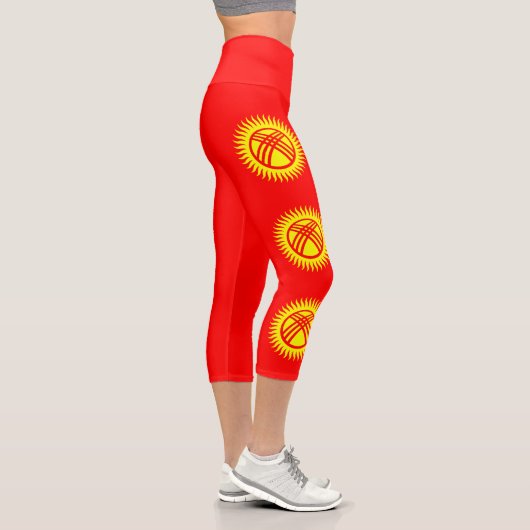 Flagge Kirgisistans Capri Leggings (Rechts)