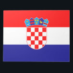 Flagge Kroatiens Notizblock<br><div class="desc">In diesem Design ist die Nationalflagge Kroatiens zu sehen, das ein Land in Südosteuropa ist. Es grenzt im Nordwesten an Slowenien, im Nordosten an Ungarn, im Osten an Serbien, im Südosten an Bosnien und Herzegowina und Montenegro und im Südosten an Italien an eine Seegrenze. Die Stadt der Hauptstadt ist Zagreb;...</div>