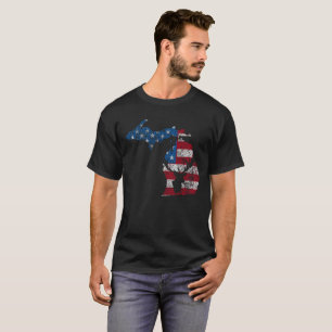 Flagge-Michigan-Rotwild-Jagd beunruhigt T-Shirt