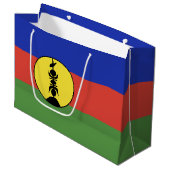 Flagge Neukaledoniens Große Geschenktüte (Vorderseite Schrägansicht)