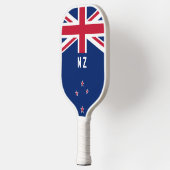 Flagge Neuseelands - stilisiert Pickleball Schläger (Links)