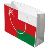 Flagge Omans Große Geschenktüte (Rückseite Schrägansicht)