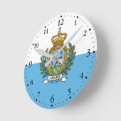 Flagge San Marino Runde Wanduhr (Winkel)