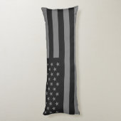 Flagge-schwarzes Grau Seitenschläferkissen (Rückseite (Vertikal))