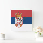 Flagge Serbien Quadratische Wanduhr (Zuhause)