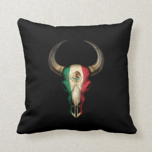 Flagge-Stier-Schädel auf Schwarzem Kissen