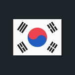 Flagge Südkoreas (ROK) Leinwanddruck<br><div class="desc">Dieses Design zeigt die Nationalflagge von Südkorea (offiziell als Republik Korea bekannt, d.h. ROK), einem Land in Ostasien. Es bildet den südlichen Teil der koreanischen Halbinsel und teilt eine Landgrenze zu Nordkorea (DVRK). Seoul ist die Hauptstadt-Stadt Südkoreas, und etwa die Hälfte der gesamten Bevölkerung lebt im Gebiet der Hauptstadt Seoul,...</div>