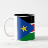 Flagge Südsudans (Afrika) Zweifarbige Tasse (Links)