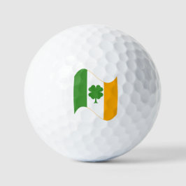 Flagge und Kleeblatt Golfball