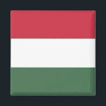 Flagge Ungarns Magnet<br><div class="desc">Die Flagge Ungarns besteht aus drei waagerechten roten,  weißen und grünen Streifen.</div>