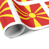 Flagge von der Republik Mazedonien Geschenkpapier (Rolleneckpunkt)