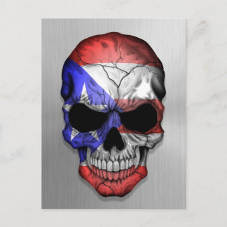 Flagge von Puerto Rico auf einem Stahlschädel Postkarte