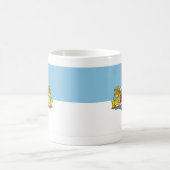 Flagge von Riga, Lettland Tasse des Kaffees (Mittel)