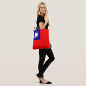 Flagge von Taiwan Tasche (Am Model)