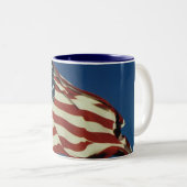 FlaggeKaffeetasse Zweifarbige Tasse (VorderseiteRechts)