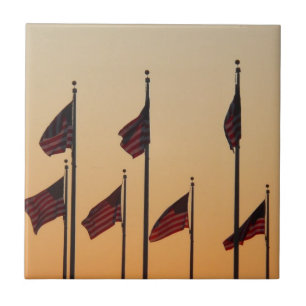 Flaggen bei Sonnenuntergang Amerikanisch Patriotis Fliese