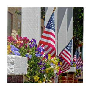 Flaggen + Blume Fliese