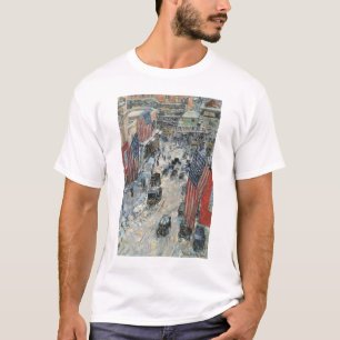 Flaggen in der 57th Street von Frederick Childe Ha T-Shirt