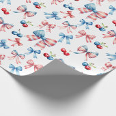 Flaggen und Kirschen Geschenkpapier (Ecke)