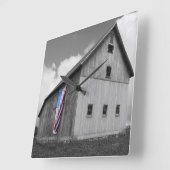 Flaggen unserer Bauern - Stall mit amerikanischer  Quadratische Wanduhr (Winkel)