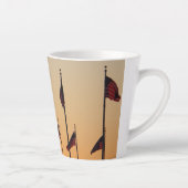 Flaggen von Sunset American Patriotic USA Milchtasse (Rechts)