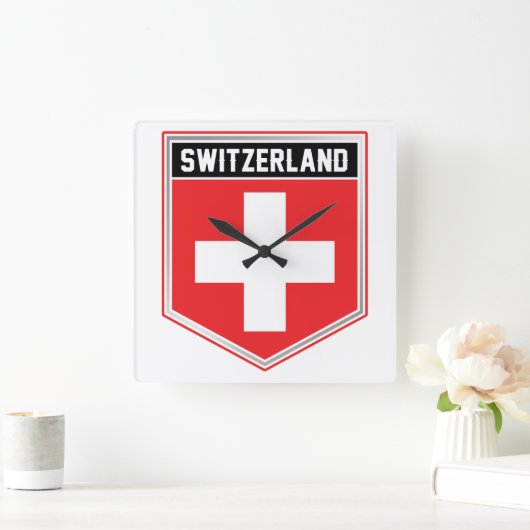 Flaggenschild der Schweiz Quadratische Wanduhr (Zuhause)
