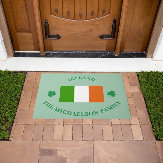 Flaggenstaat personalisierter Kleeblätter Irlands Fußmatte (Außenbereich)