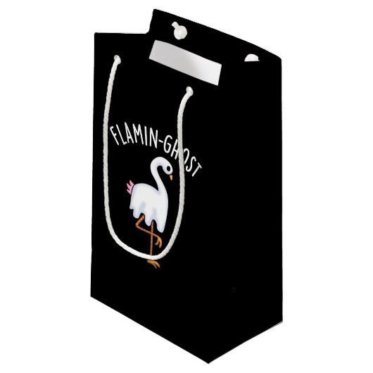 Flamin-ghost Funny Flamingo Ghost Pun Dark BG Kleine Geschenktüte (Vorderseite Schrägansicht)