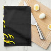 Flamin' Soccer Ball Handtuch (Viertel Falte)