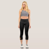 Flaming Golden Pickleballs - Black Pickleball Life Capri Leggings (Vorderseite)